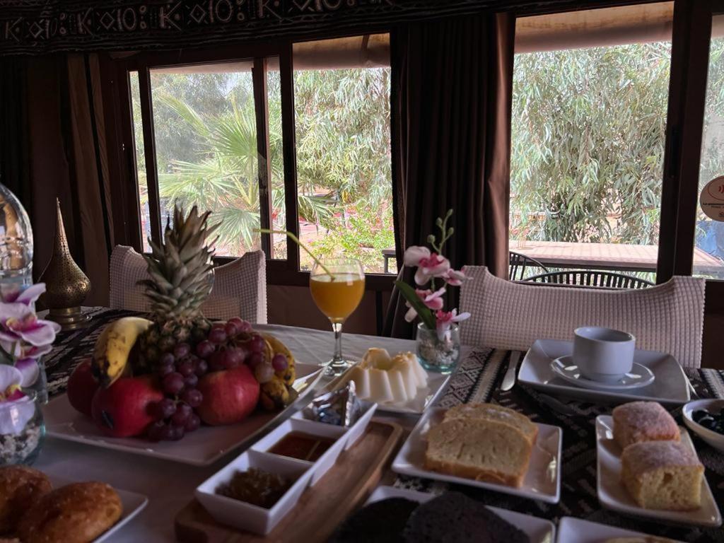 Merzouga Luxury Tented Camp Hotel Bagian luar foto